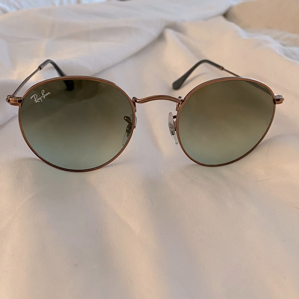Round RayBans